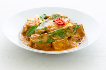 Thai Red Curry with Tofu and vegetables