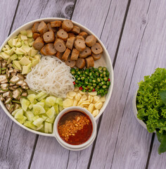 Vietnamese Nhaem Food 