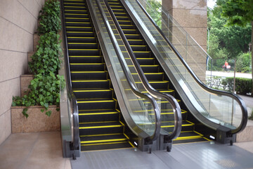 escalator