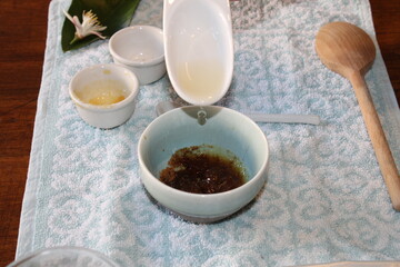 spa experience hand treatment with honey and sugar