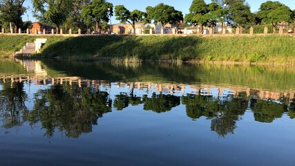 Naklejka premium reflection in the water