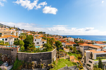 Fototapeta na wymiar view of the old town of funchal, Portugal