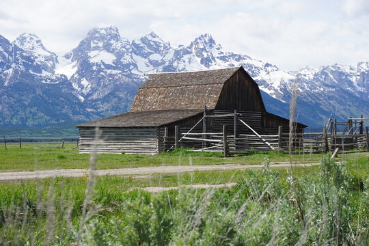 A historic barn at Mormon Row - Grand Teton National Park (Wyoming, USA)