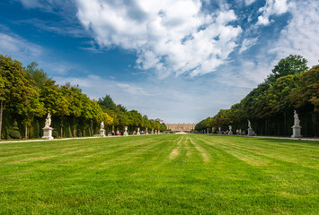 Fototapeta na wymiar The garden of Versailles