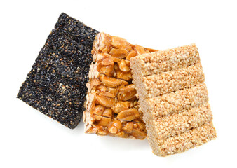 Honey bars with peanuts, sesame and sunflower seeds