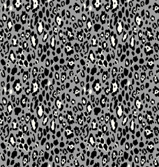 Seamless leopard pattern, animal print.