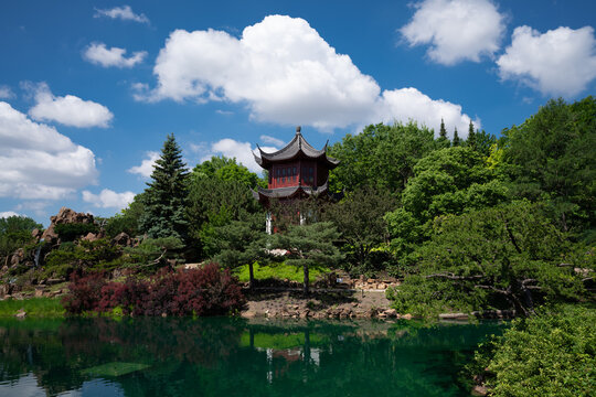 Temple chinois au jardin botanique de Montr&eacute;al 