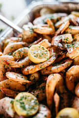 Grilled shrimps with lemon