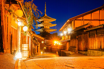 Naklejka premium 法観寺 八坂の塔
