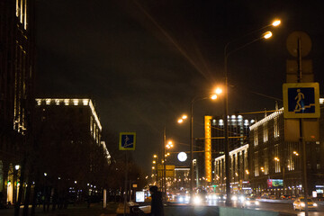 Obraz premium ulica miasta nocą