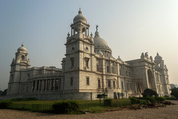 Fototapeta na wymiar Beautiful Victoria memorial in Kolkata