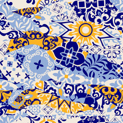 Obraz premium Azulejos tiles patchwork. Hand drawn seamless abstract pattern. Islam, Arabic, Indian, Ottoman motifs. Majolica pottery tile, blue, yellow azulejo. Original traditional Portuguese and Spain decor