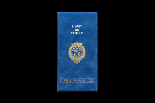 Official French Family Record Booklet   ("Livret de Famille") issued by the city of Paris ("Ville de Paris"). The Coat of arms of Paris and the Latin motto "Fluctuat Nec Mergitur" appears on it.