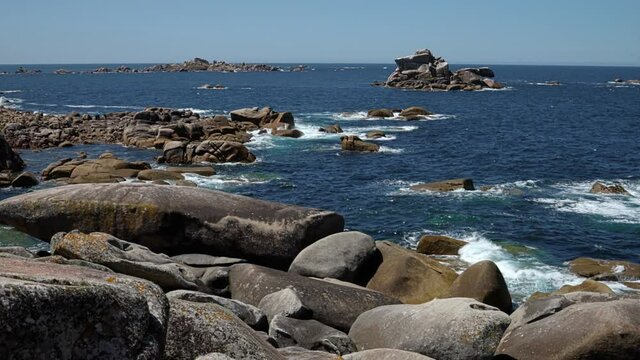 Estructura geol&oacute;gica de muelle fenicio, en la costa atl&aacute;ntica espa&ntilde;ola
