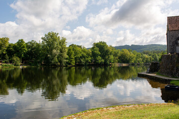 Fototapeta na wymiar Beaulieu-sur-Dordogne (Corrèze, France)
