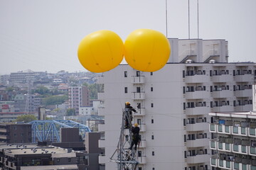 大きな黄色い風船