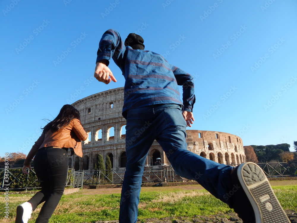 Wall mural Running Coliseum
