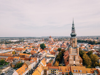 Fototapeta na wymiar Luftbild vom Dom St. Nikolai in der Hansestadt Greifswald 