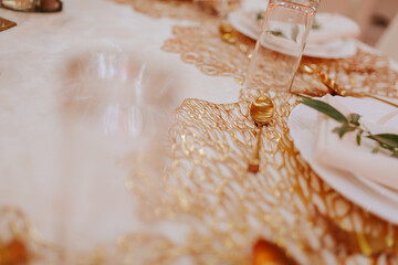 Obraz na płótnie Canvas Beautifully romantically decorated table for a special event. Decoration for the celebration