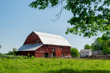 Obraz premium red barn 3