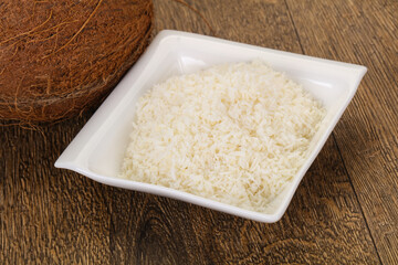 Coconut shredded chip with nut