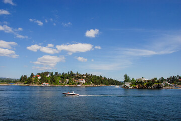 Fototapeta na wymiar A beautiful summers day on the water in Oslofjord in Norway