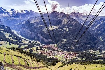 Wengen, Lauterbrunnental, Luftseilbahn, Tourismus im berner Oberland, Schweiz