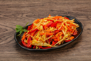 Cabbage salad with carrot and pepper