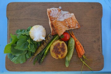 grilled chicken with vegetables