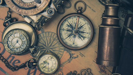 Fototapeta na wymiar Antique Pirate Compass