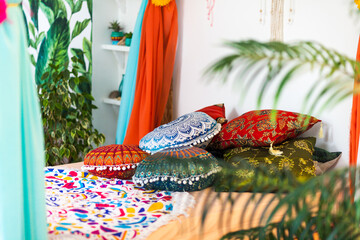 Marrakech bedroom in bright colors with home plants.