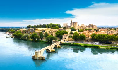 Keuken foto achterwand Parijs Saint Benezet bridge in Avignon in a beautiful summer day, France