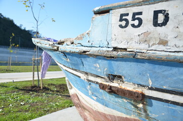 Naklejka premium old fishing boat
