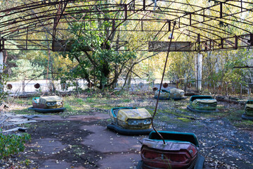 Walk inside The Chernobyl after 30 years ago elektro cars abadoned