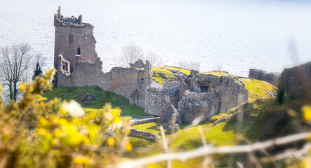 Urquhart castle by the Loch Ness lake © Zita Stankova