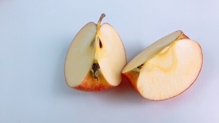 カットしたりんご