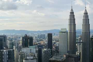 Fototapeta premium Kuala Lumpur city skyline in the afternoon