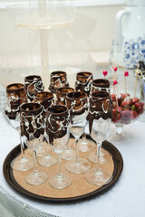 champagne glasses, self service, Buffet, catering, champagne for guests, wine glasses on a tray, champagne on a tray
