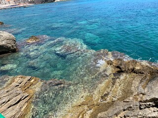 sea and rocks