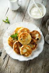 Homemade cottage cheese cakes with raisins