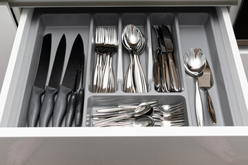 Kitchen drawer with cutlery set