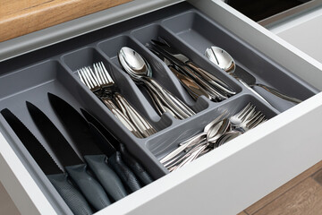 Kitchen drawer with cutlery set