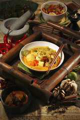 Lontong