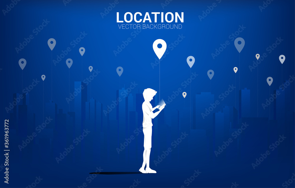Poster silhouette of man with mobile and gps icon with city background. concept of location and facility pl