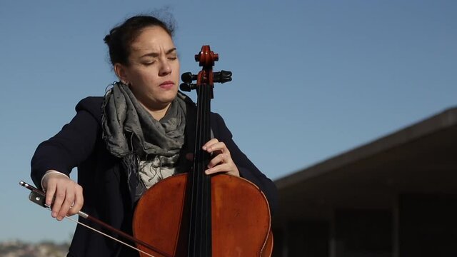 Concierto de violonchelo al aire libre