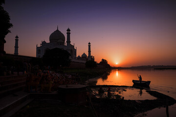 The magnificent Taj Mahal in India shows its full splendor at a glorious sunset. Agra, Uttar Pradesh, India