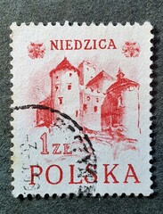 Old Polish stamp from 1959 with the image of Niedzica
