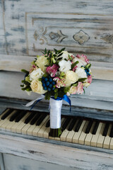 the bride's bouquet, wedding day, bridal bouquet of roses, White Rose, wedding details