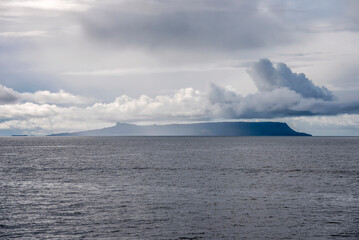 Aufnahme während der Fährenfahrt auf die Isle of Skye