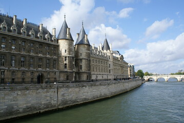 Fototapeta na wymiar Paris, view of the Conciergerie on the the Île de la Cité